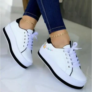 Saraastyle Women'S Fashion Round Toe Thick Sole Shallow Lace-Up Casual Sneakers