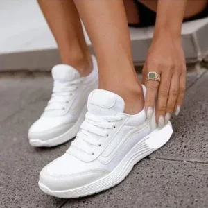 Saraastyle Women Casual Breathable Mesh Upper Flat Solid Color Sneakers