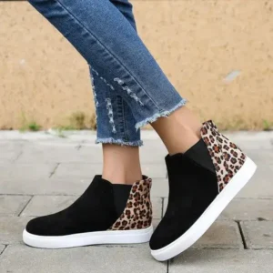 Saraastyle Women Fashion Round Toe Leopard Flat Elastic Slip-On Sneakers