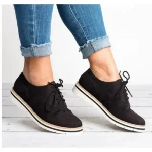 Saraastyle Women Retro Plus Size Simple Solid Color Lace-Up Round Toe Sneakers