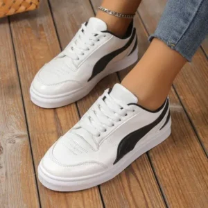 Saraastyle Women Fashion Plus Size Thick-Soled Round Toe Flat Sneakers