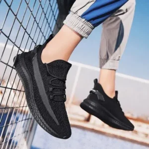 Saraastyle Men Casual Lightweight Breathable Mesh Sneakers