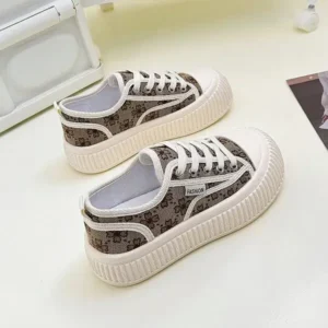 Saraastyle Women Fashion Round Toe Lace-Up Sneakers