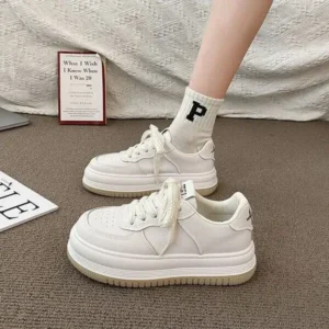 Saraastyle Women Fashion Round Toe Petite Platform Platform Lace-Up Sneakers