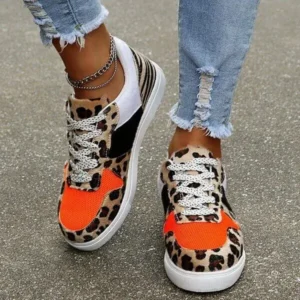 Saraastyle Fashionable Round Toe Lace-Up Sneakers